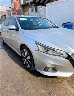 نیسان ئەلتیما